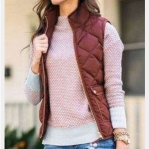 NWT Fall Quilted Vest🍂🍂🍂 Black, Burgundy and green. - Picture 4 of 4